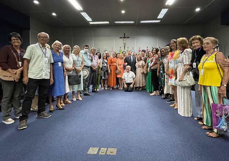 CrachC3A1s aposentados